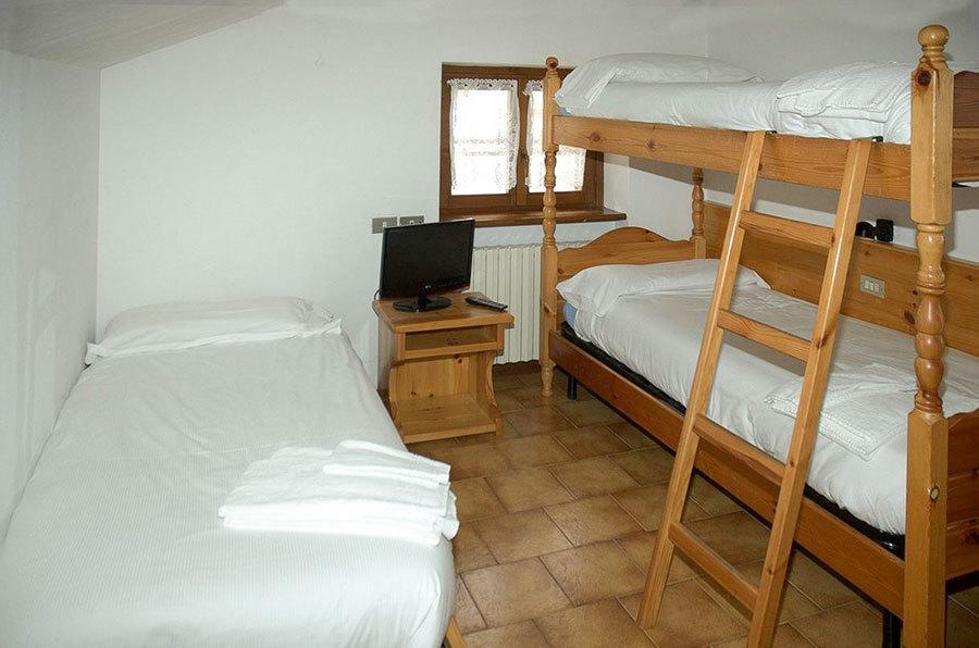 Casa Vacanze Ca' De Val Campodolcino Eksteriør bilde