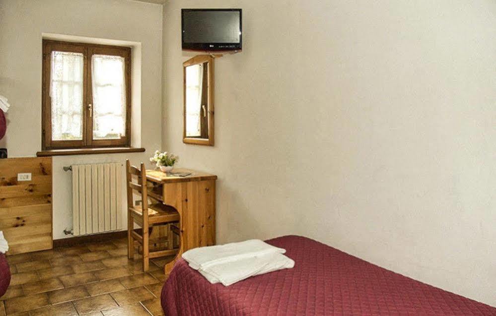 Casa Vacanze Ca' De Val Campodolcino Eksteriør bilde